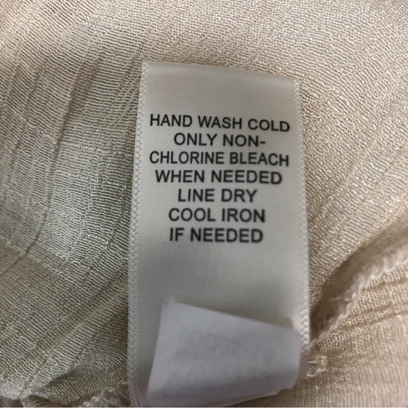 JohnPaulRichards Layered Embroidered Sleeve Blouse Extra Large - Picture 8 of 8